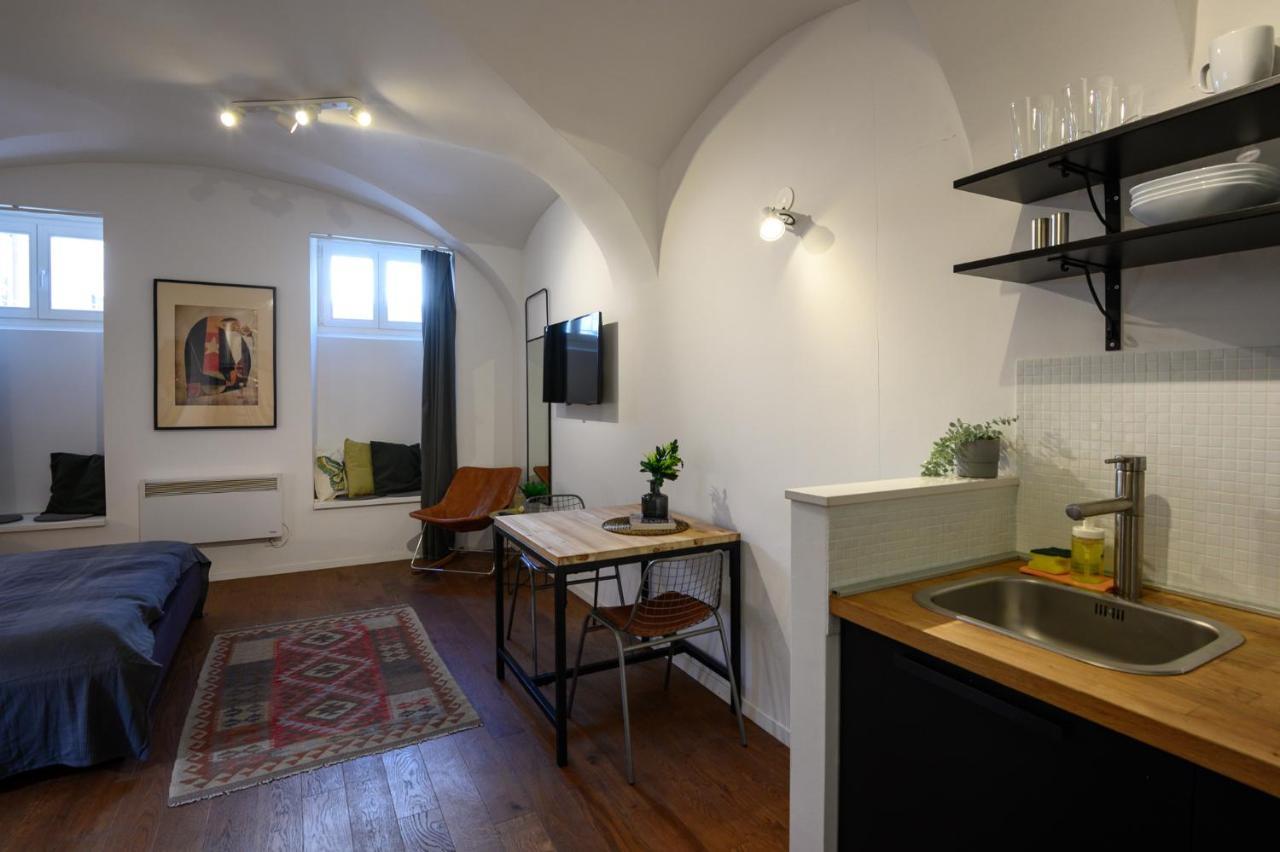 Swanky Old Town Apartment Zagreb Eksteriør bilde